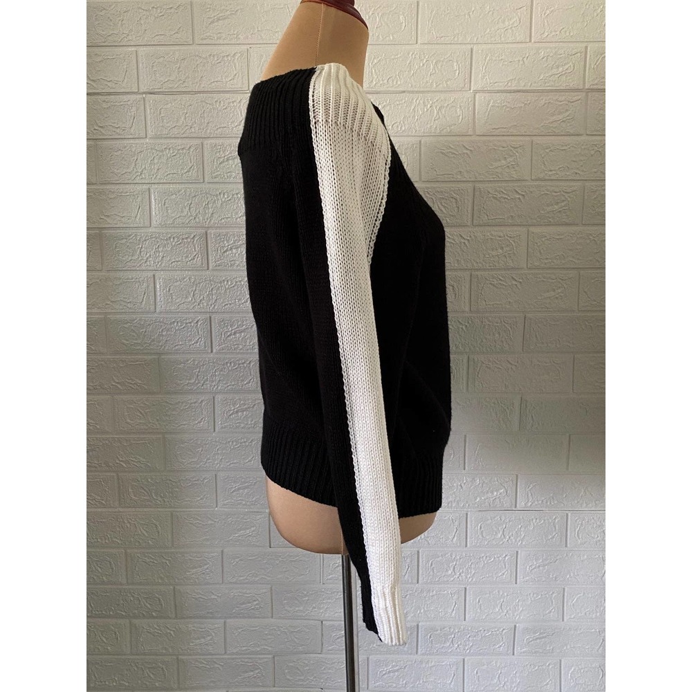 Sweater - Picture 2 of 5